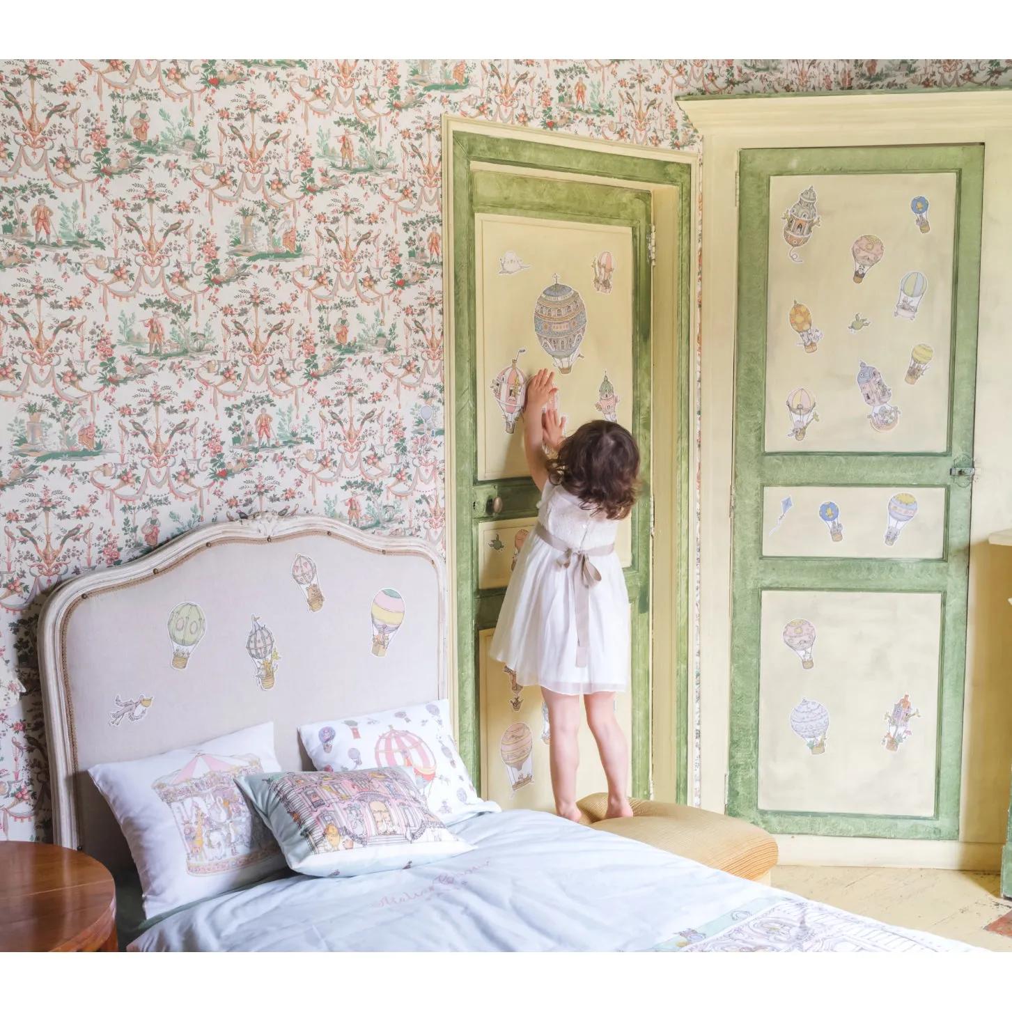 Atelier Choux Replaceable Wall Stickers 40 Stickers