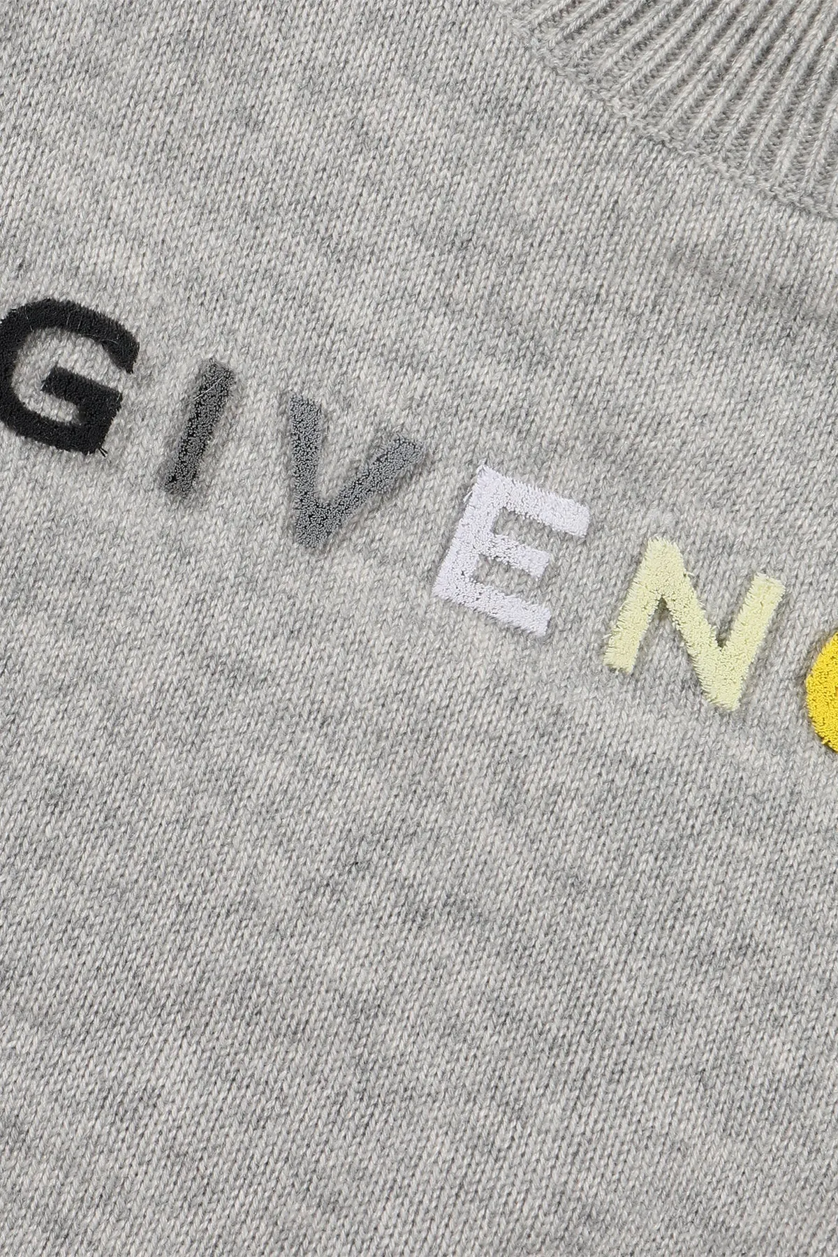 Givenchy Kids Logo Embroidered Crewneck Jumper